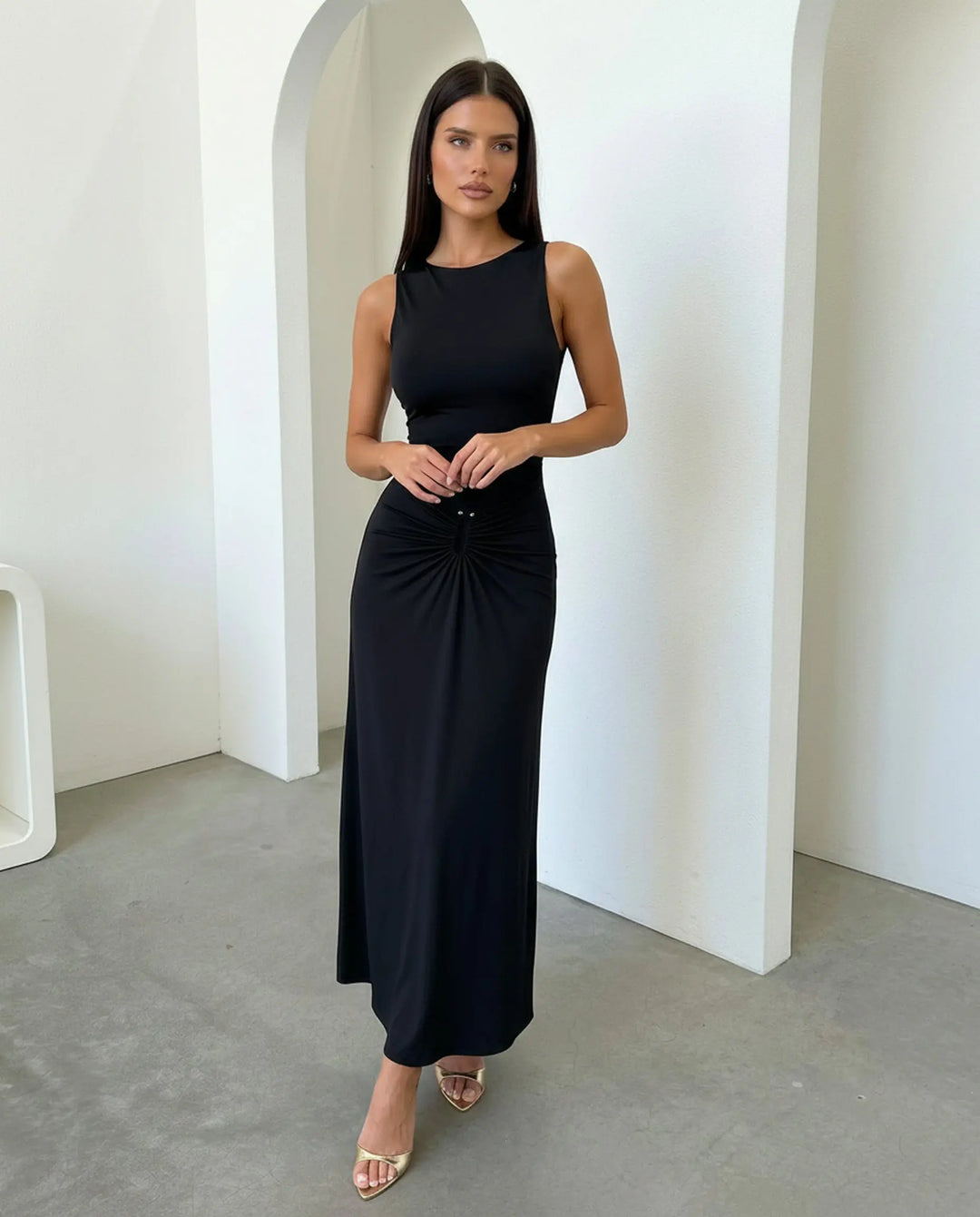 SOLACE  Black Ruched Waist Sleeveless Bodycon Maxi Dress 