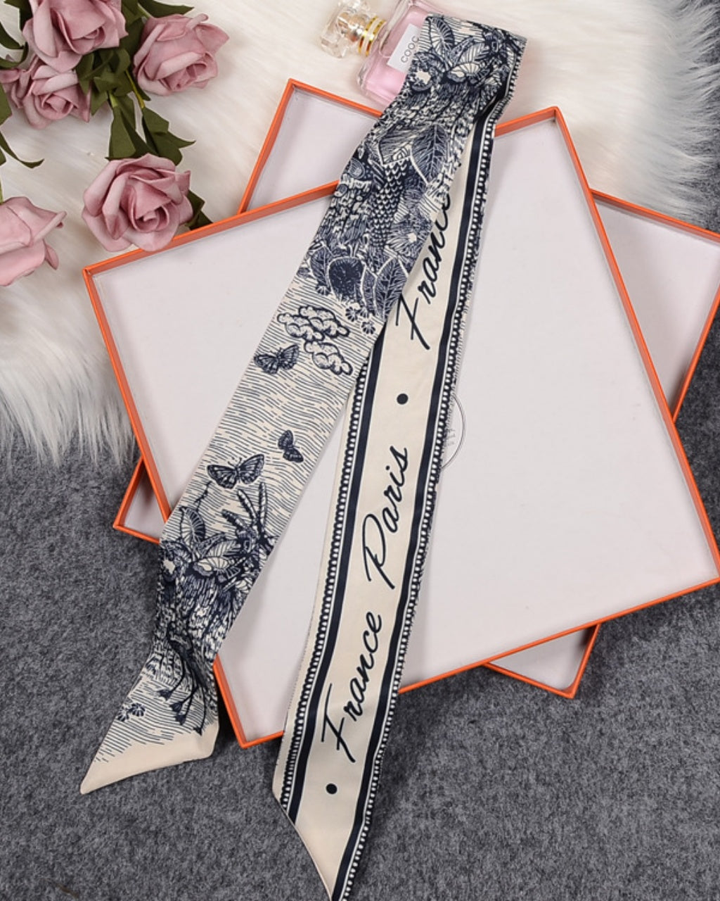 SOLACE  Navy Blue Toile De Jouy Paris France Print Skinny Vintage Scarf 