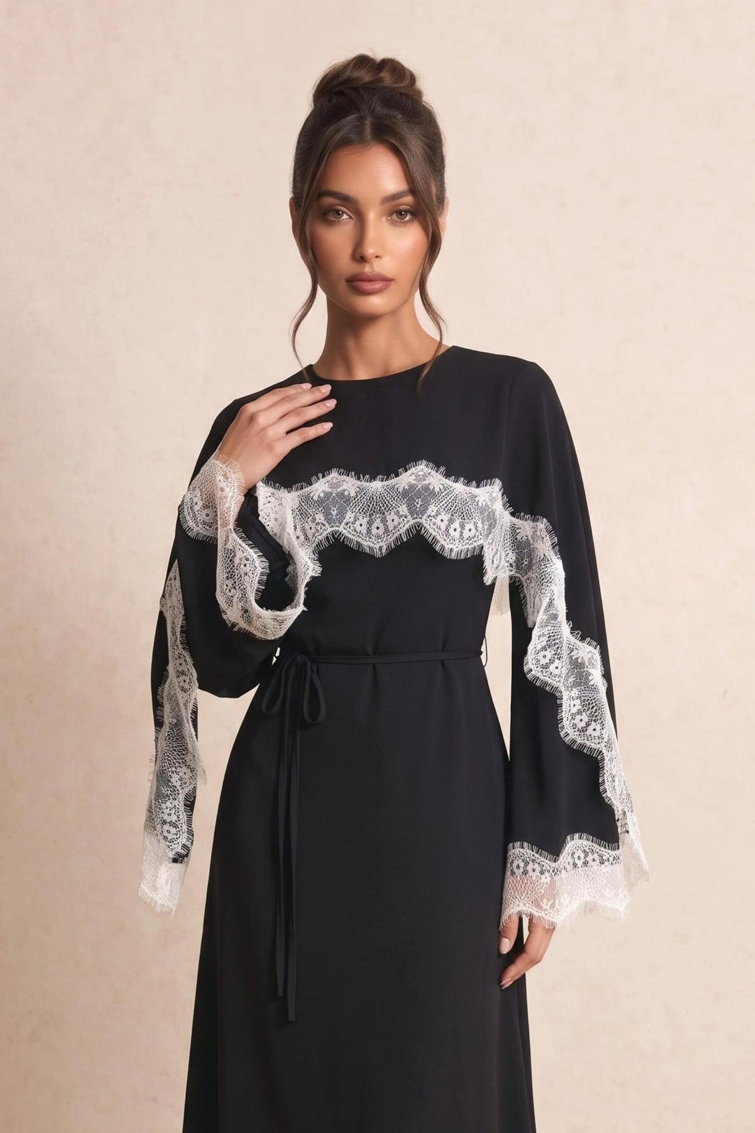 Lace Splice Maxi Dress With Fixed Cape