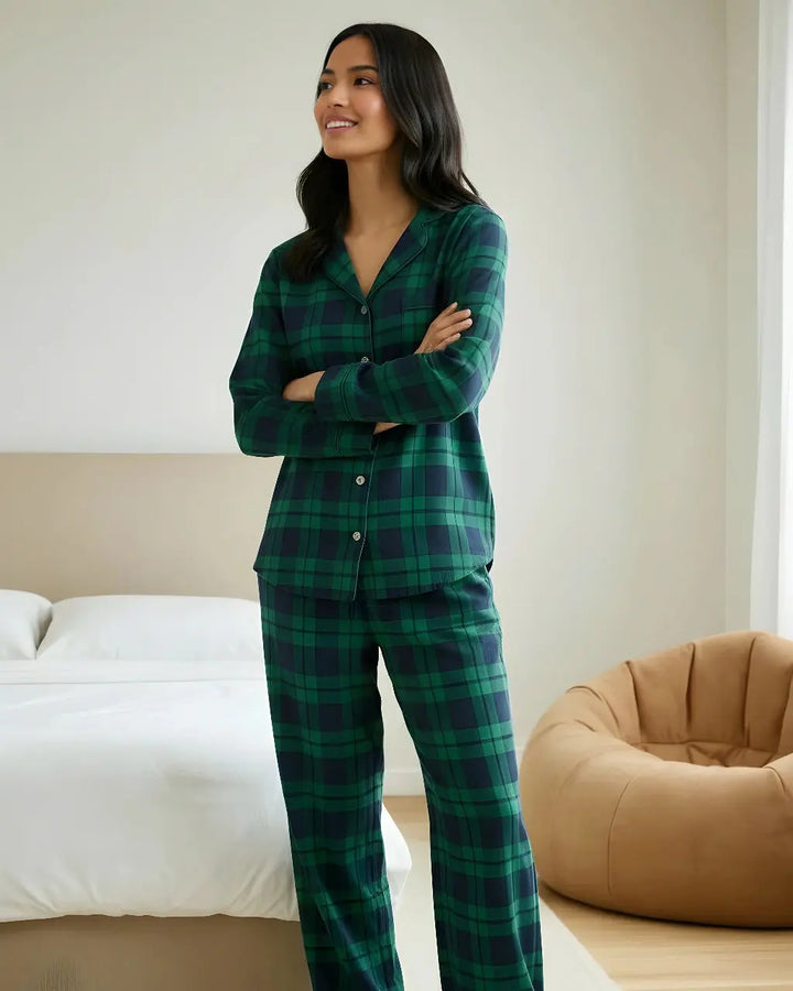 SOLACE CHICClassic Green Scotch Plaid Pajama Set