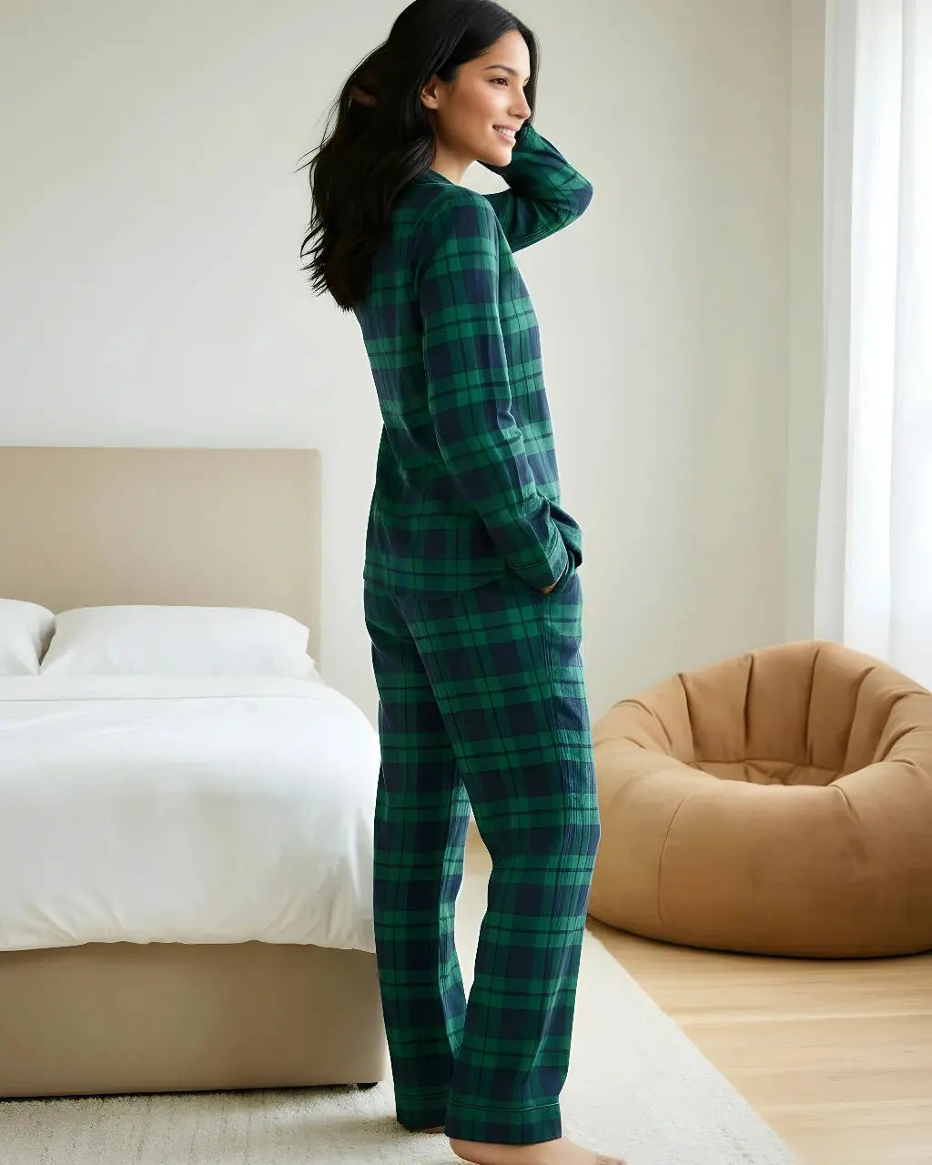 SOLACE CHICClassic Green Scotch Plaid Pajama Set