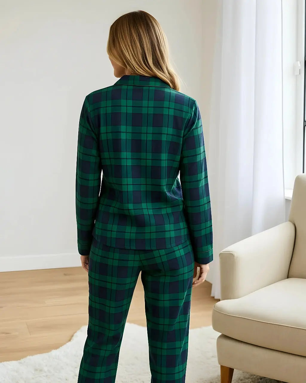 SOLACE CHICClassic Green Scotch Plaid Pajama Set
