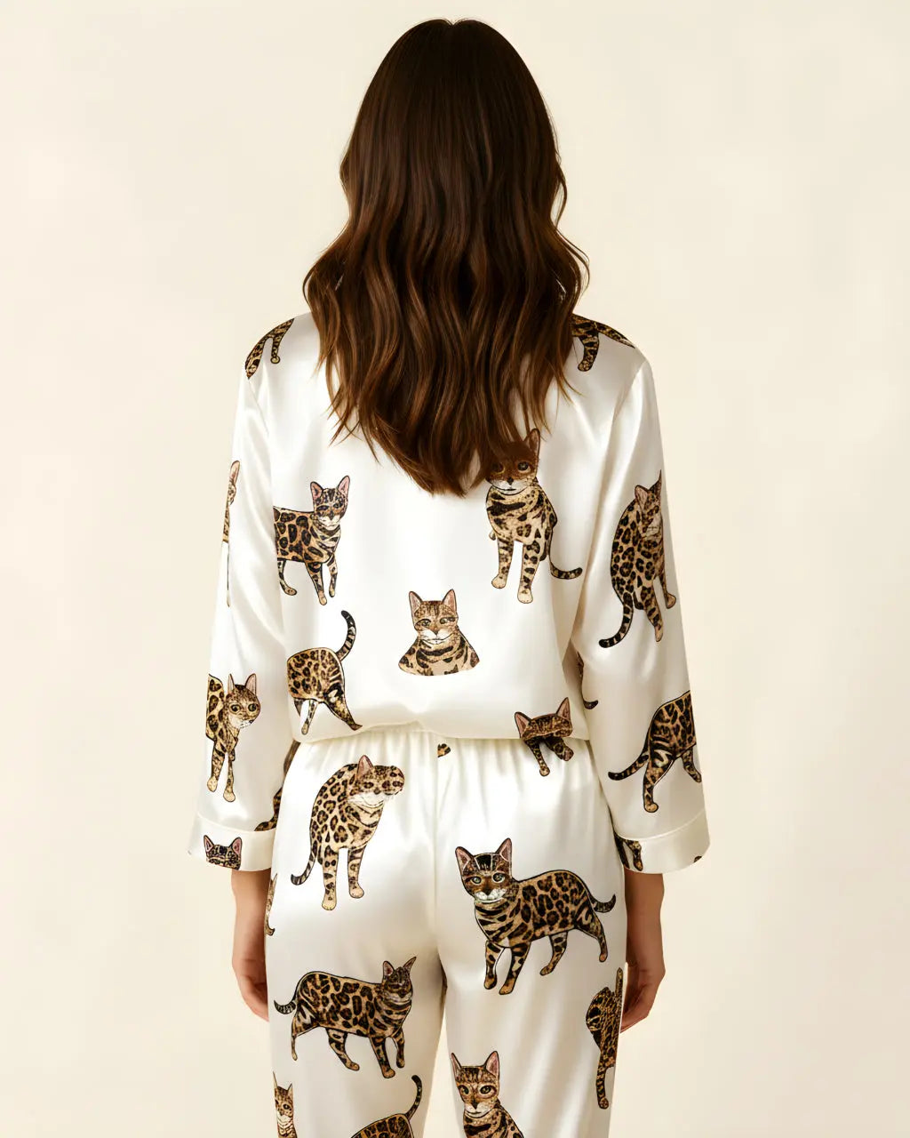 SOLACE CHICBengal Cat Pattern Satin Pajama Set