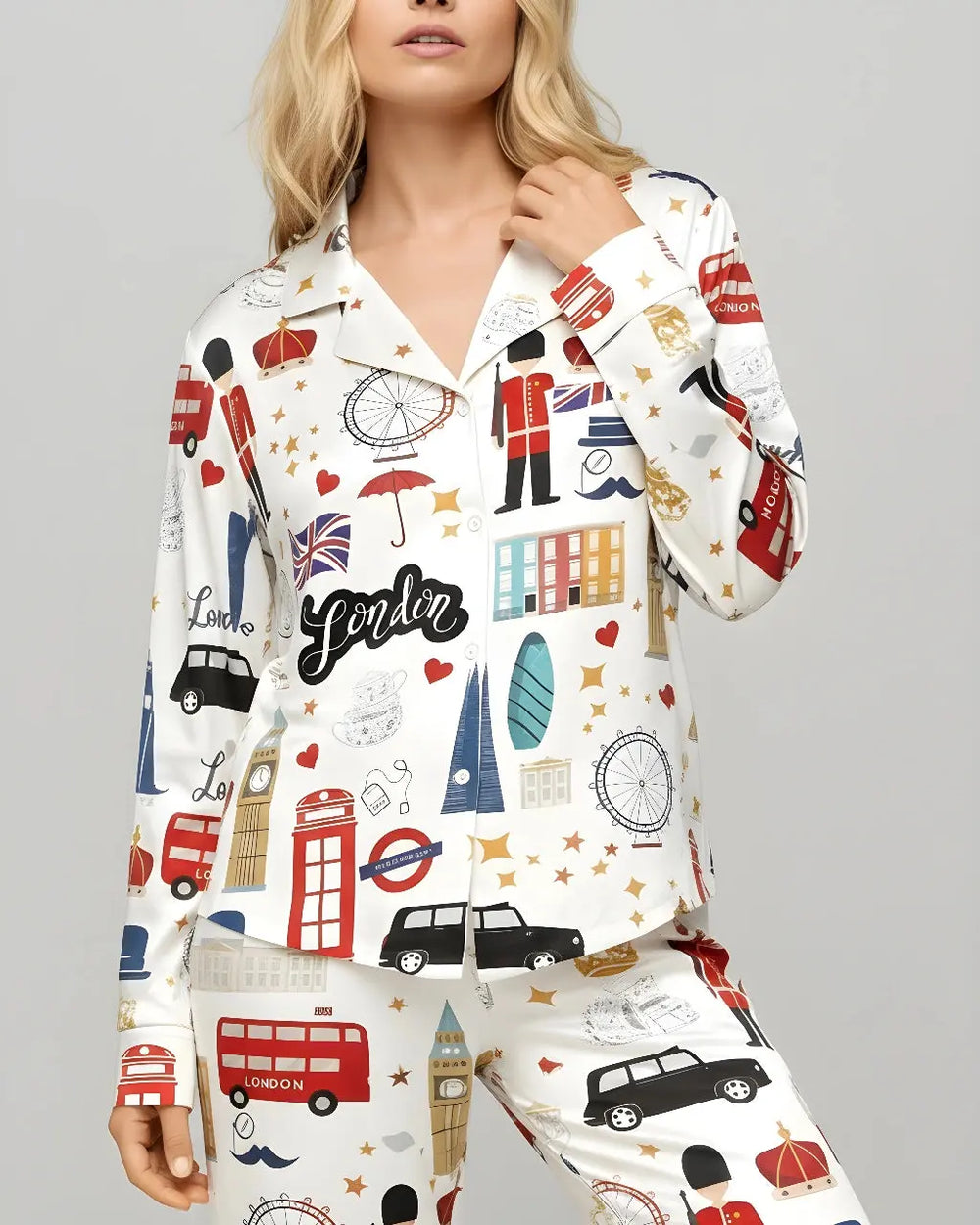 SOLACE CHICLondon England Satin Pajama Set