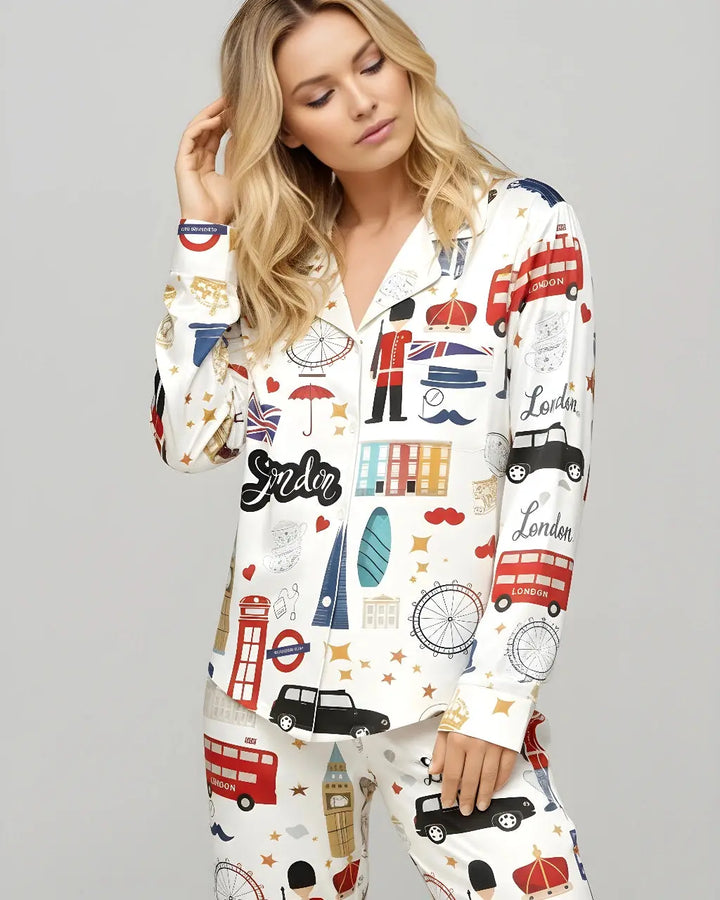 SOLACE CHICLondon England Satin Pajama Set