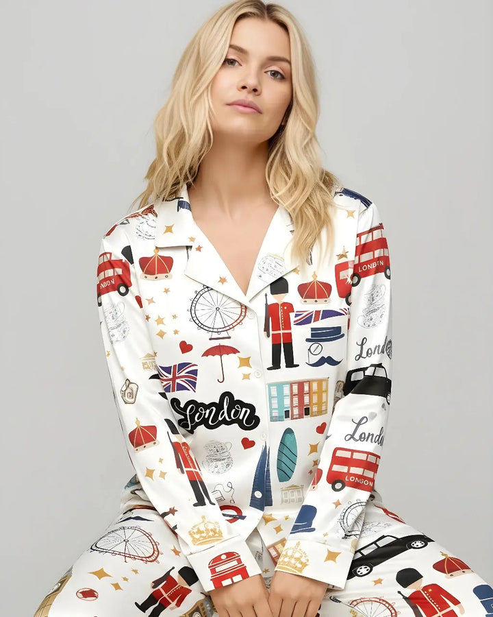 SOLACE CHICLondon England Satin Pajama Set