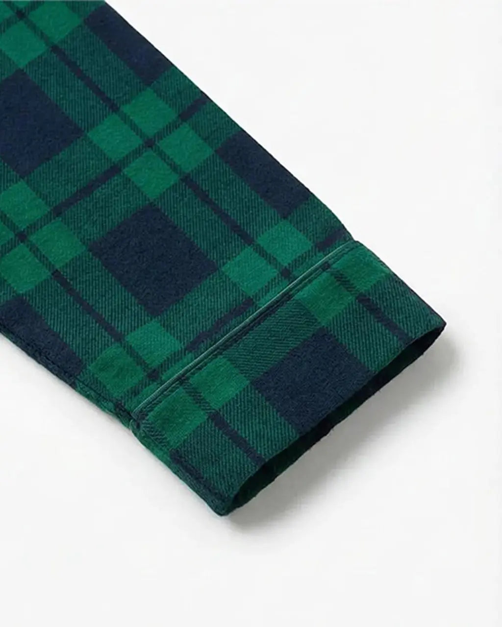 SOLACE CHICClassic Green Scotch Plaid Pajama Set