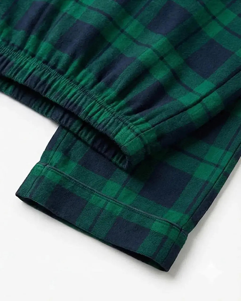 SOLACE CHICClassic Green Scotch Plaid Pajama Set