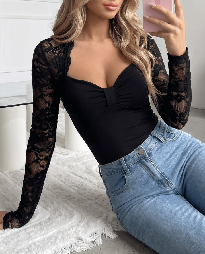 SOLACEElegant Sweetheart Collar Neck Lace Long Sleeve T-Shirt