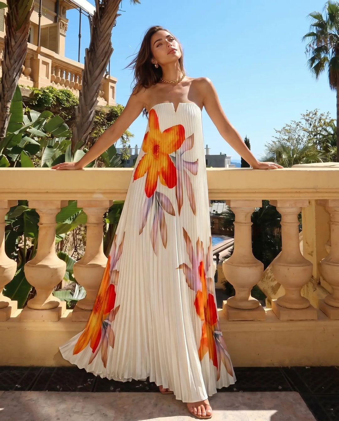 SOLACE  Off White Floral Print Pleated Loose Fit Maxi Dress 