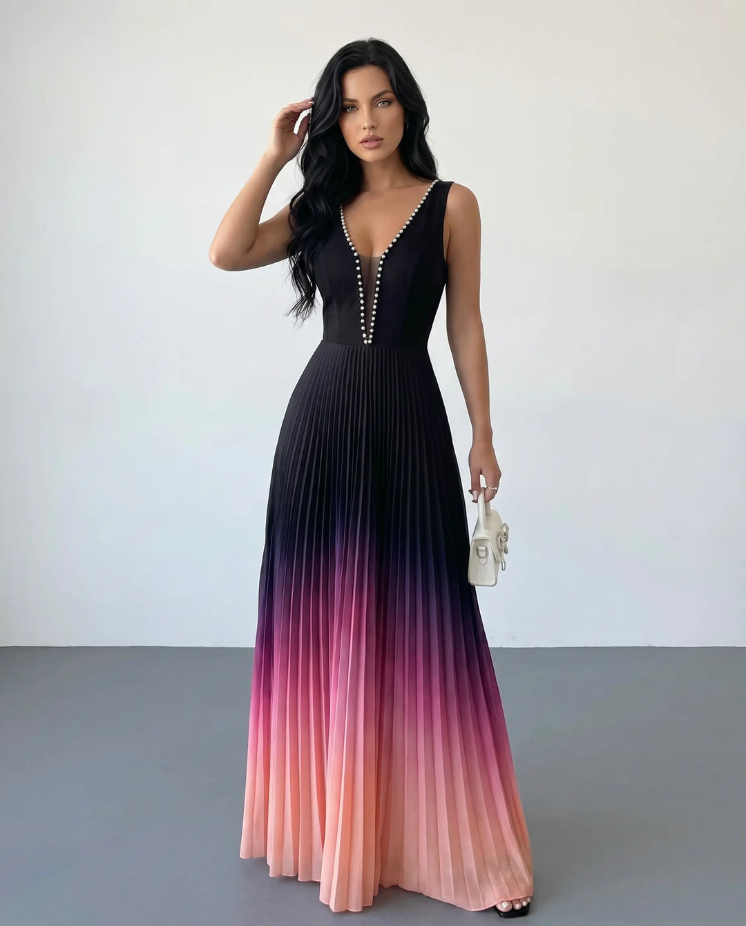 SOLACE  Ombre Gradient Pleated Sleeveless Maxi Dress 