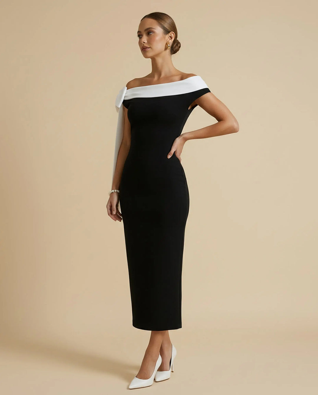 SOLACE  Black Colorblock Off-Shoulder Bow Tie Bodycon Midi Dress 