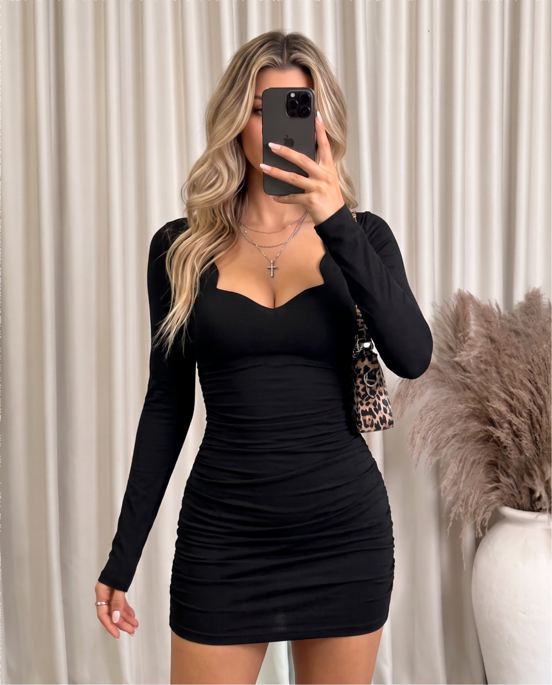 Scalloped Sweetheart Neck Ruched Long Sleeve Bodycon Mini Dress