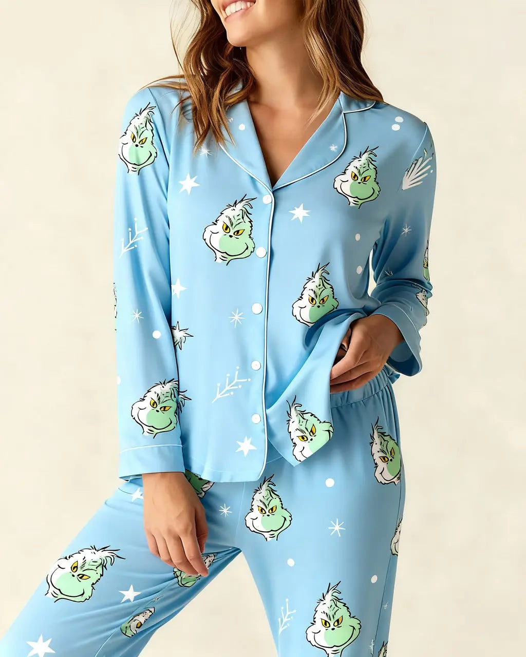 SOLACE CHICThe Grinch Print Silky Pajama Set