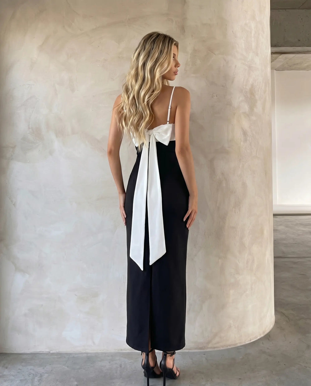 SOLACE  Black White Two-Tone Strapless Slim Fit Midi Dress 