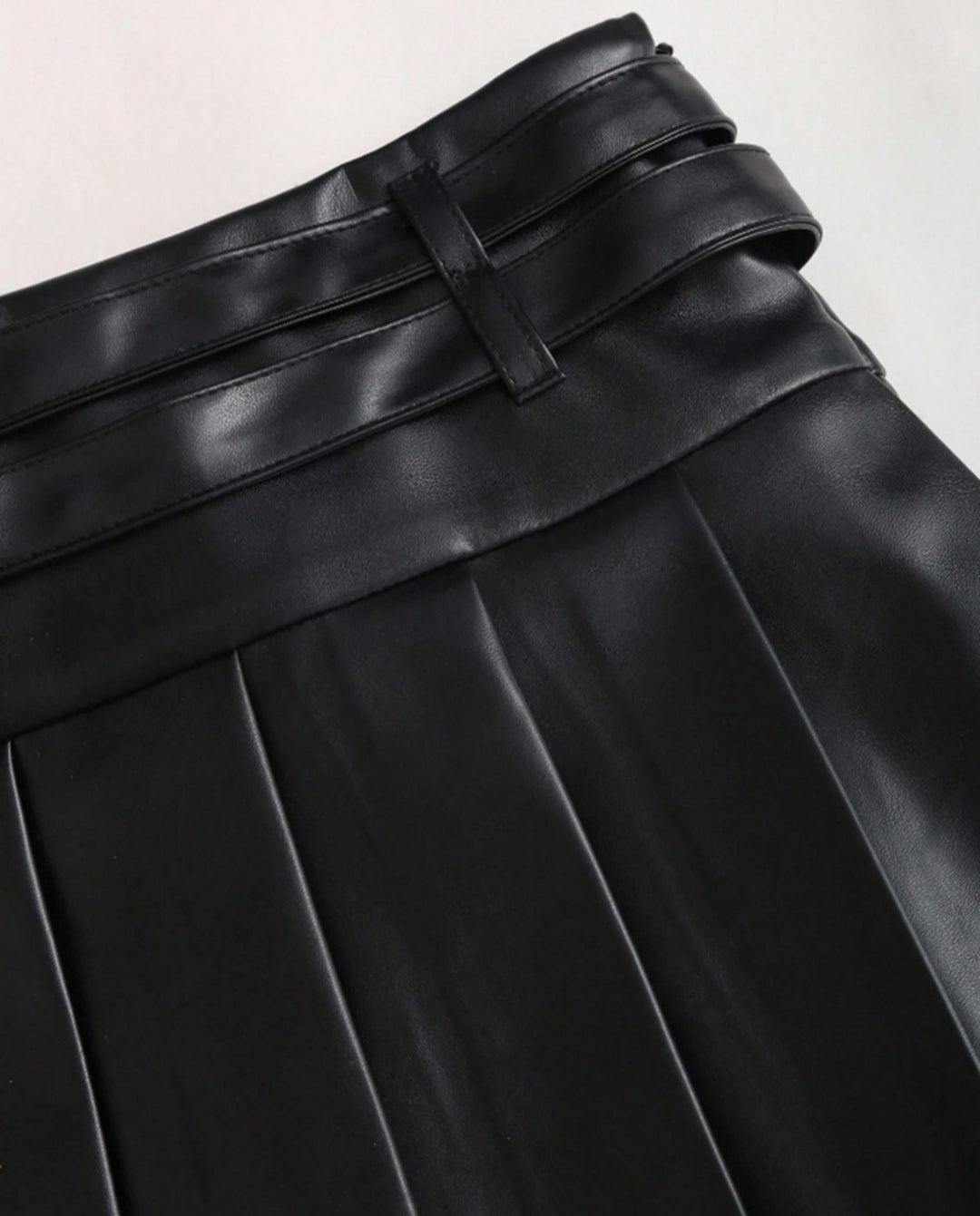 SOLACEBlack PU Faux Leather Double Buckle Belted Pleated Mini Skirt