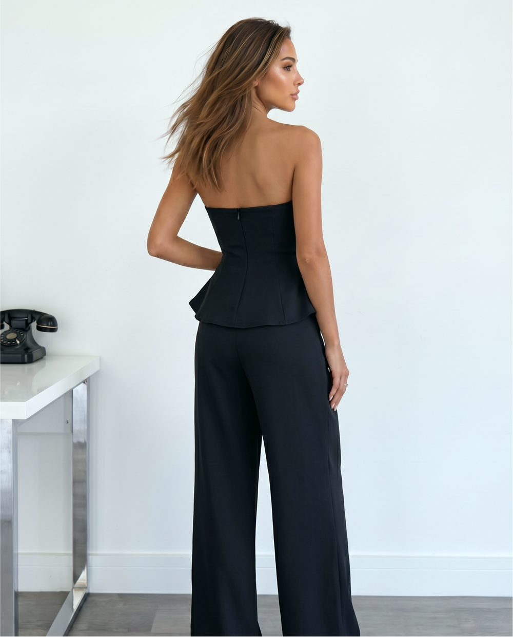 SOLACEBlack White Contrast Sweetheart Strapless Two Piece Set