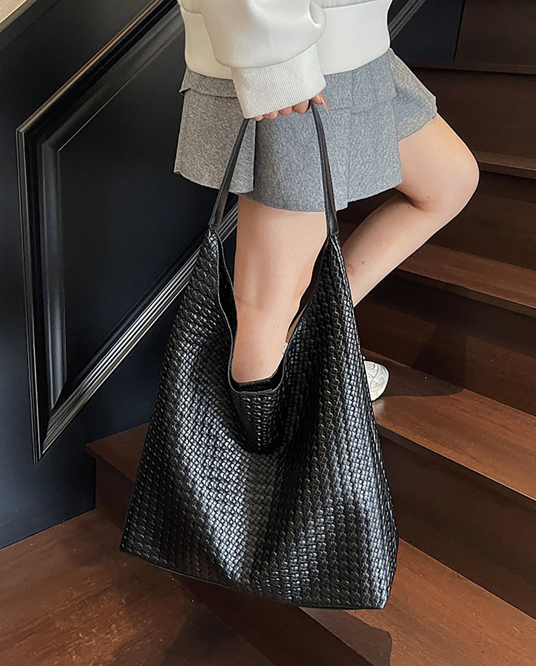 SOLACEBlack Woven Faux Leather Hobo Shoulder Tote Bag