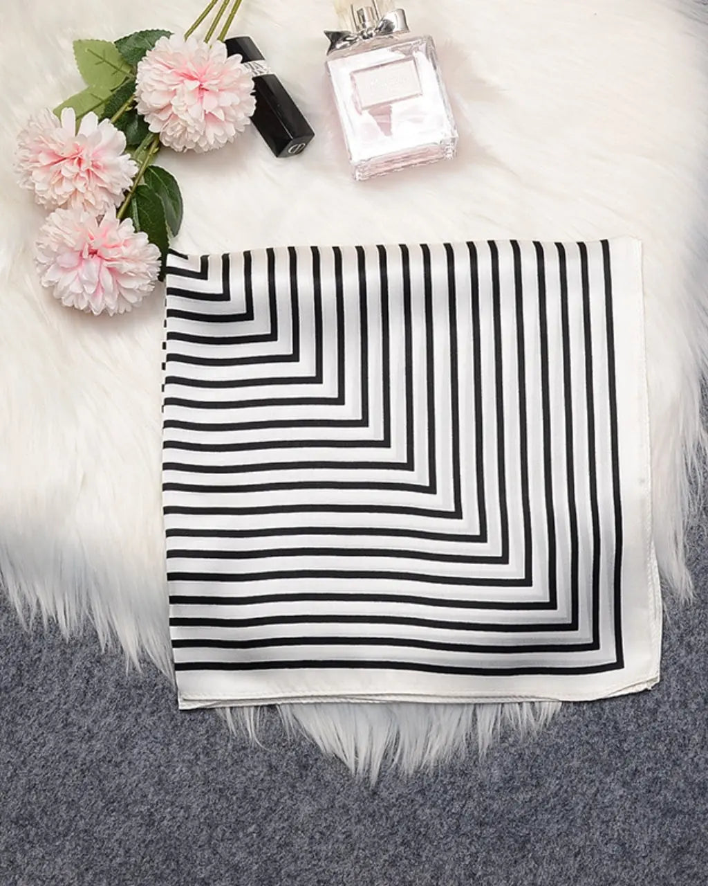SOLACE  Black White Optical Illusion Zigzag Stripe Lightweight Square Scarf 