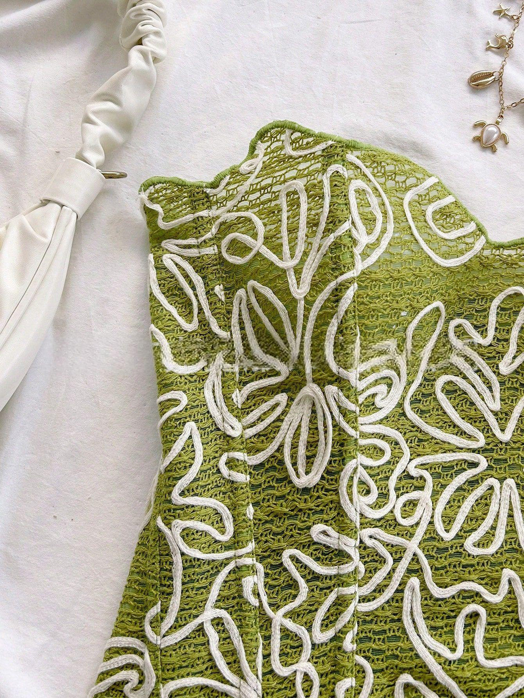 SOLACEOlive Green Floral Embroidered Strapless Corset Top