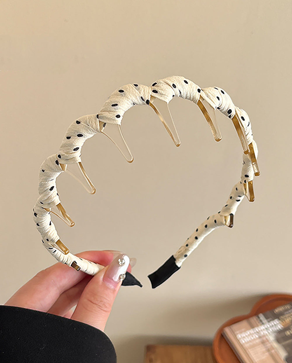 SOLACEPolka Dot Fabric Wrapped Banana Hair Claw Clip