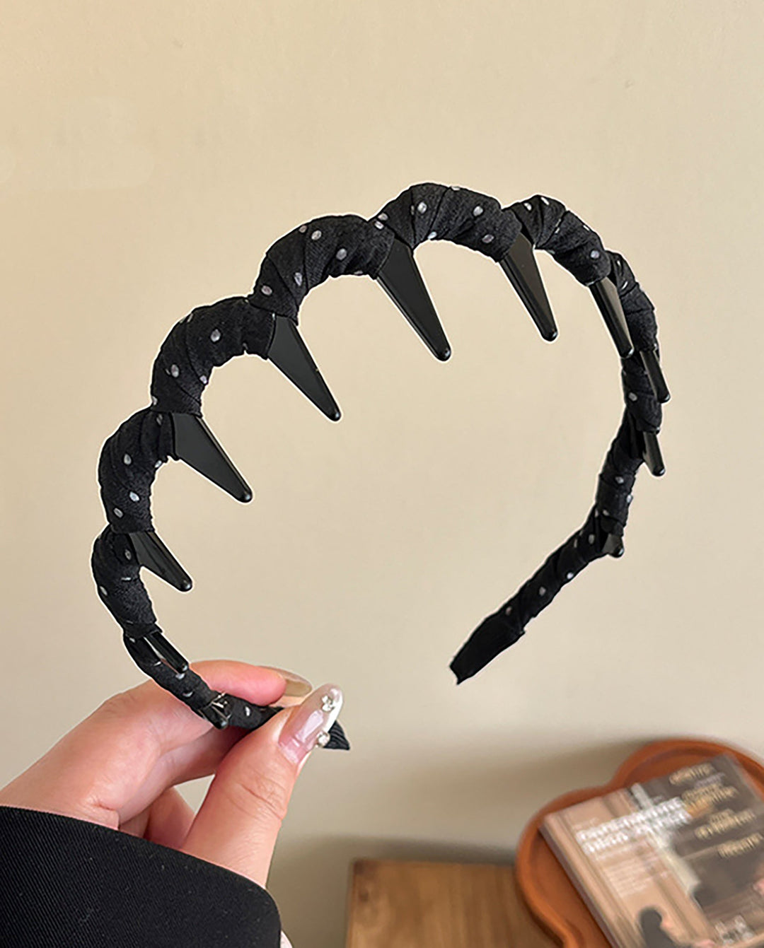 SOLACEPolka Dot Fabric Wrapped Banana Hair Claw Clip