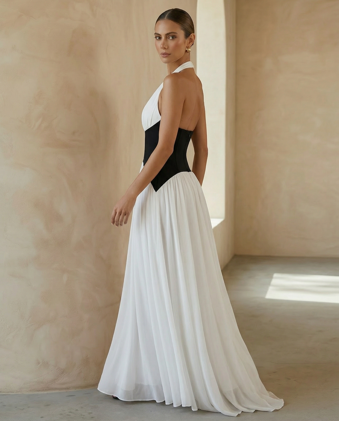 SOLACE  Colorblock Halter Deep V Neck Backless Flowy Maxi Dress 
