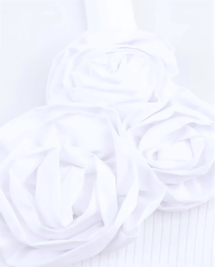 SOLACE  White 3D Flower Applique Ribbed Knit Regular Length Tank Top 