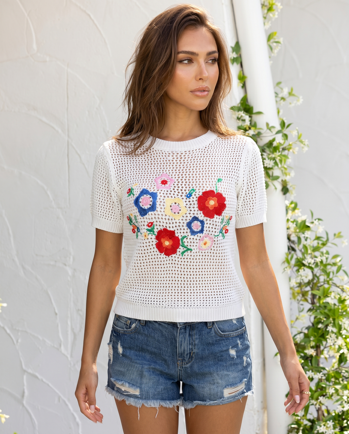 White Knit Floral Embroidery Short Sleeve Blouse Top