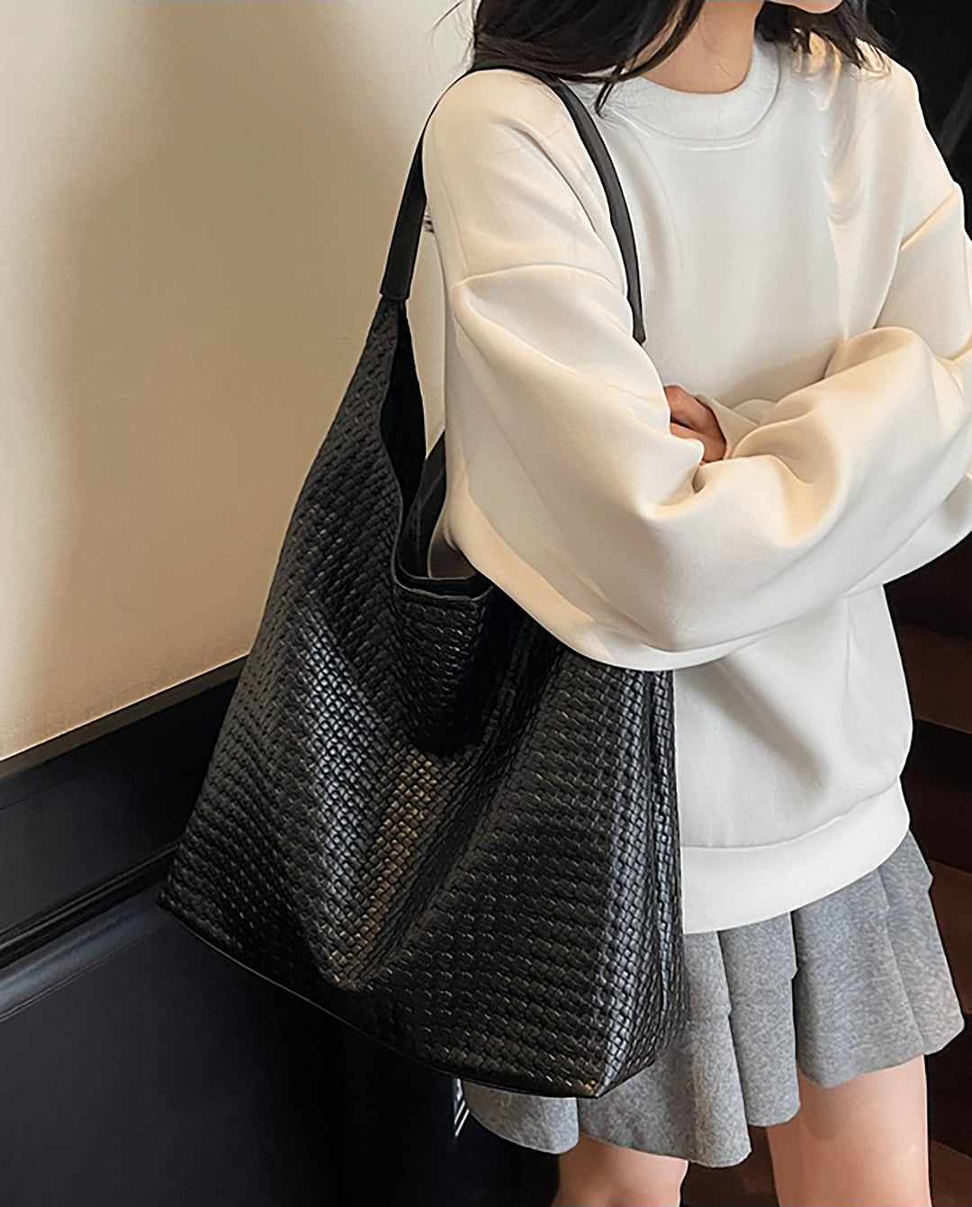 Black Woven Faux Leather Hobo Shoulder Tote Bag