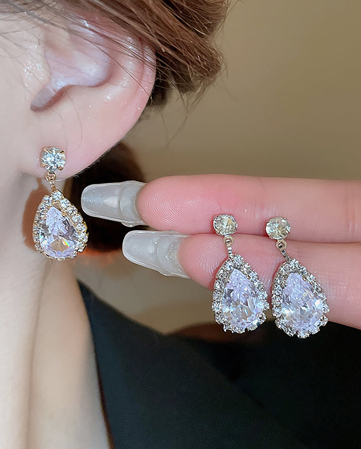 Teardrop Rhinestone Floral Cluster Necklace And Drop Earring Jewelry Set