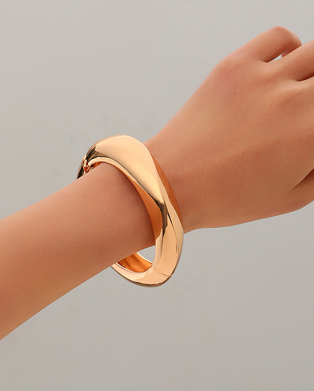 Metal Geometric Irregular Water Drop Shaped Bracelet