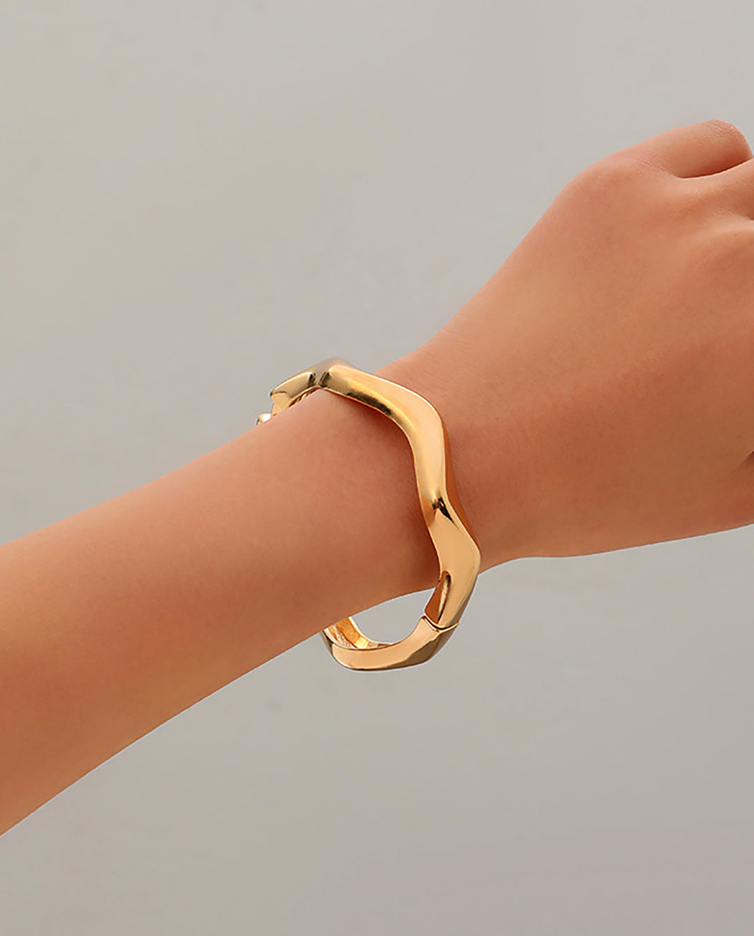 Metal Geometric Irregular Water Drop Shaped Bracelet