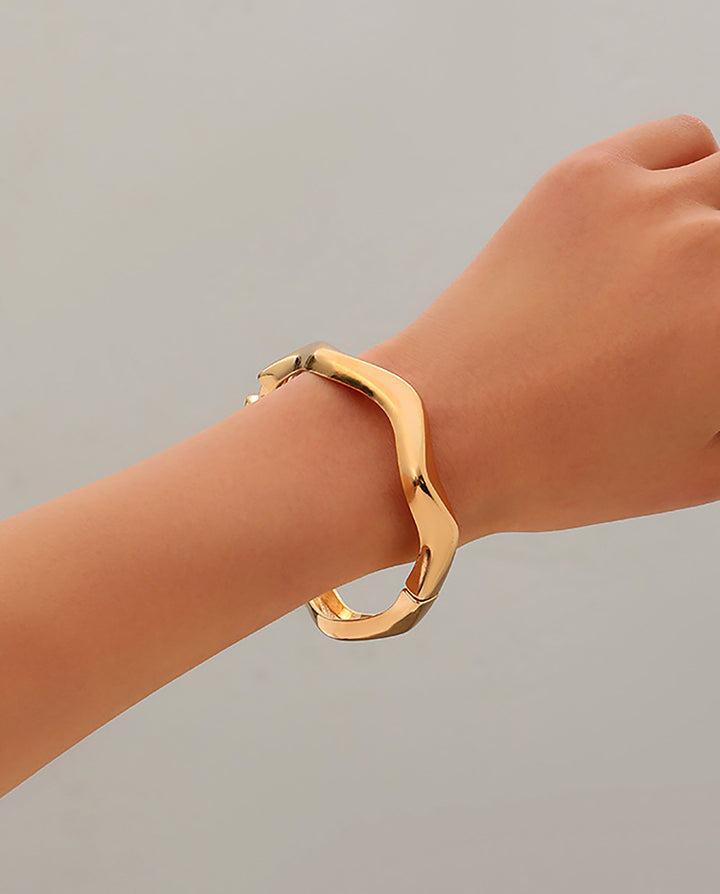 Metal Geometric Irregular Water Drop Shaped Bracelet