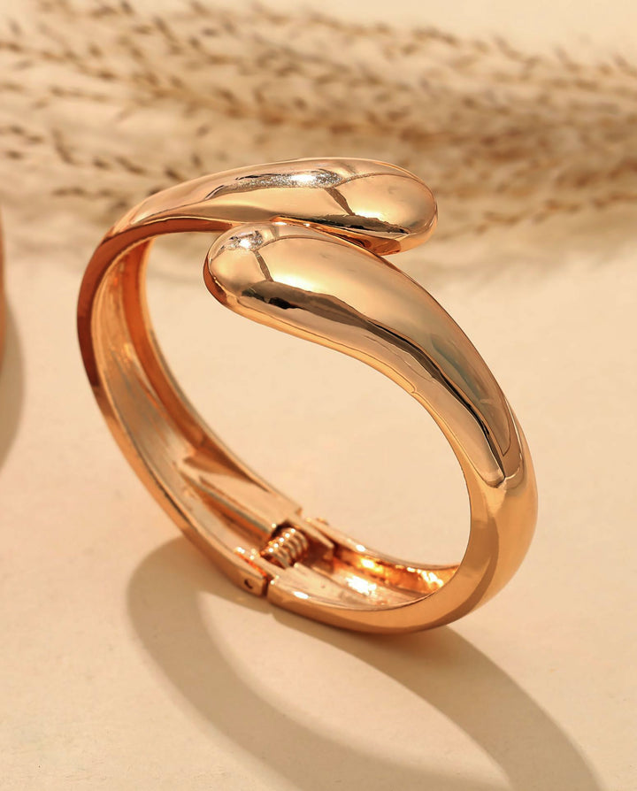 Metal Geometric Irregular Water Drop Shaped Bracelet