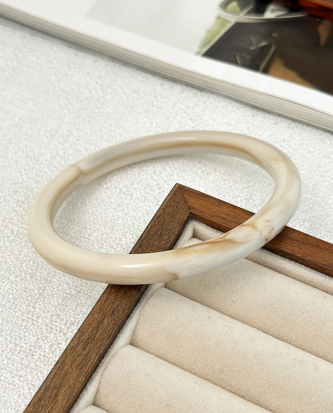 Vintage Geometric Irregular Resin Bangle Bracelet