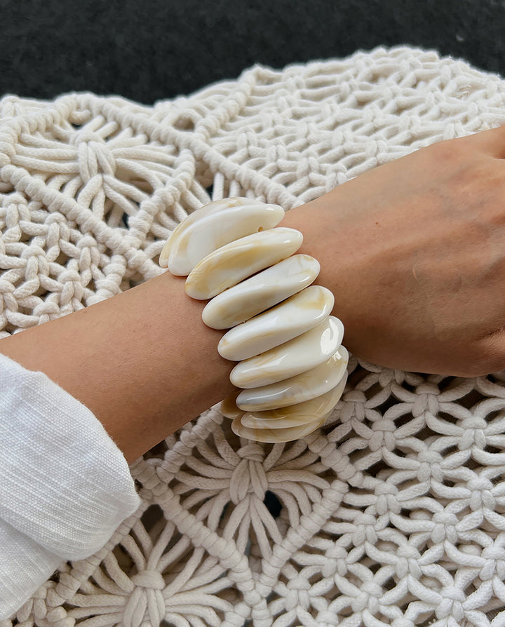 Vintage Geometric Irregular Resin Bangle Bracelet