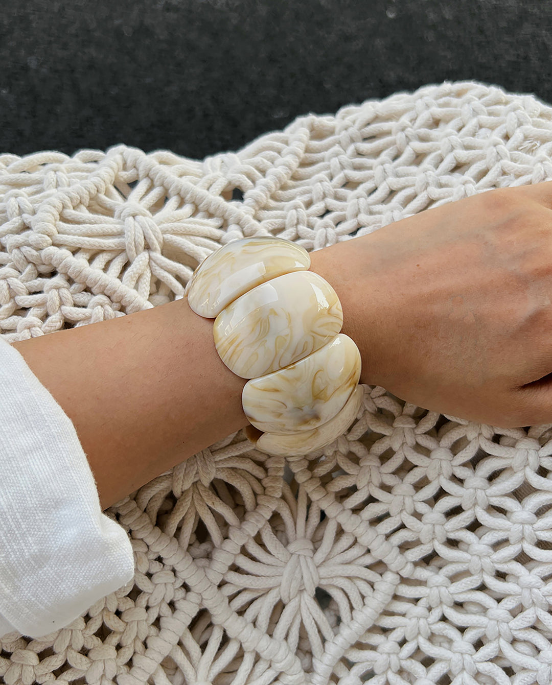 Vintage Geometric Irregular Resin Bangle Bracelet