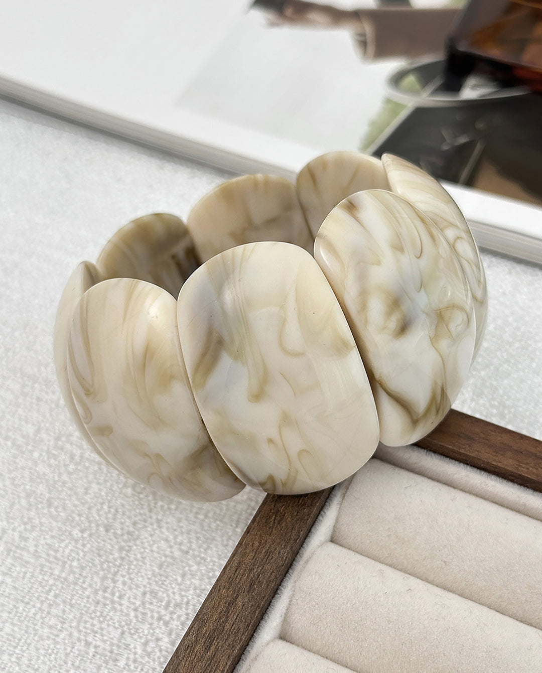 Vintage Geometric Irregular Resin Bangle Bracelet