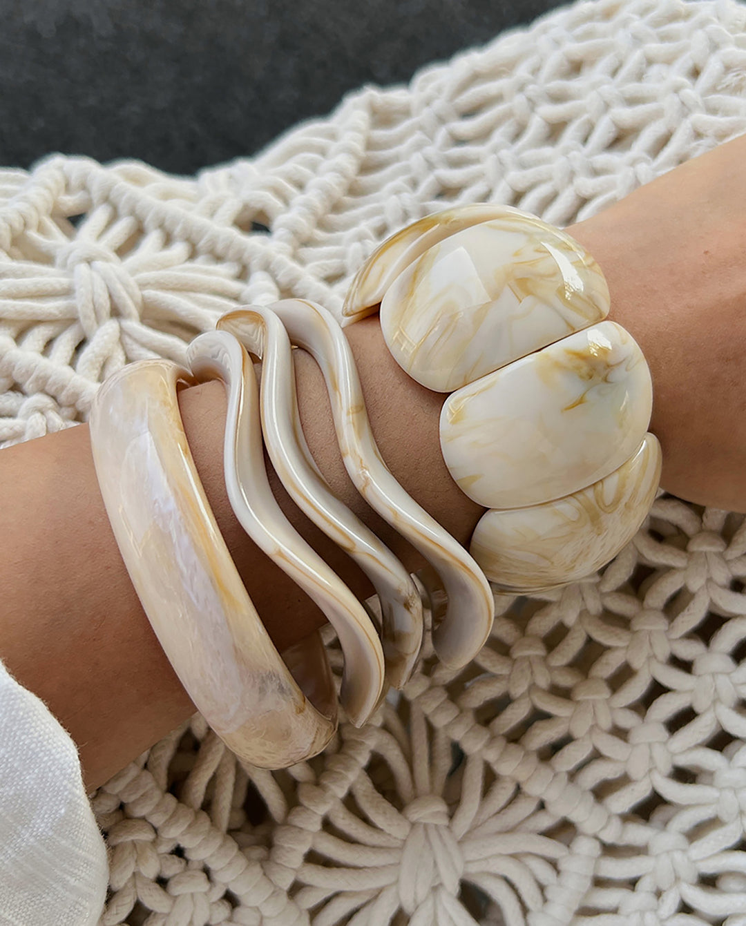 Vintage Geometric Irregular Resin Bangle Bracelet