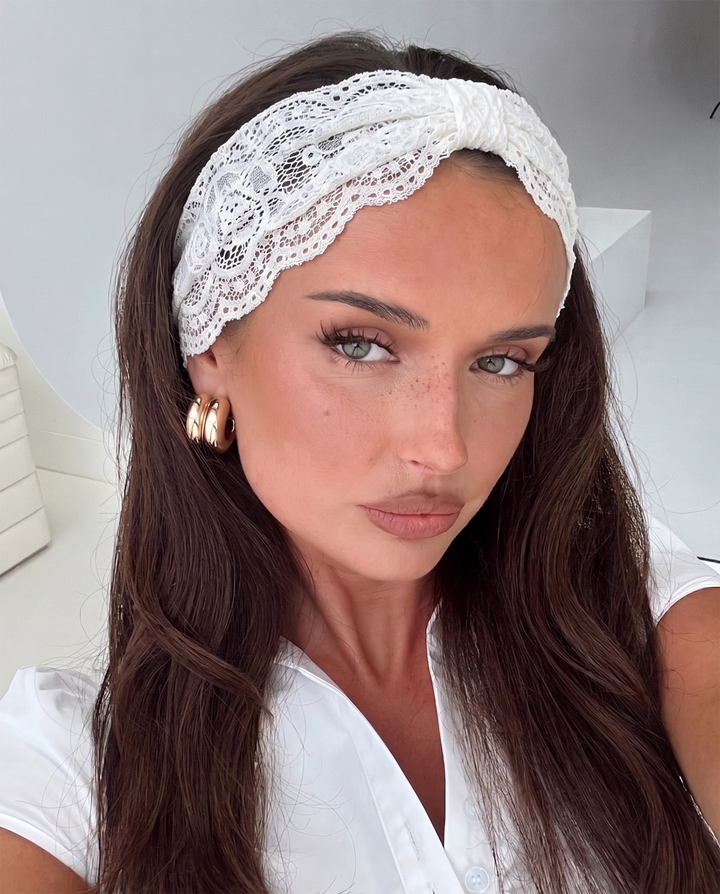 Knotted Scalloped Floral Lace Headband Set