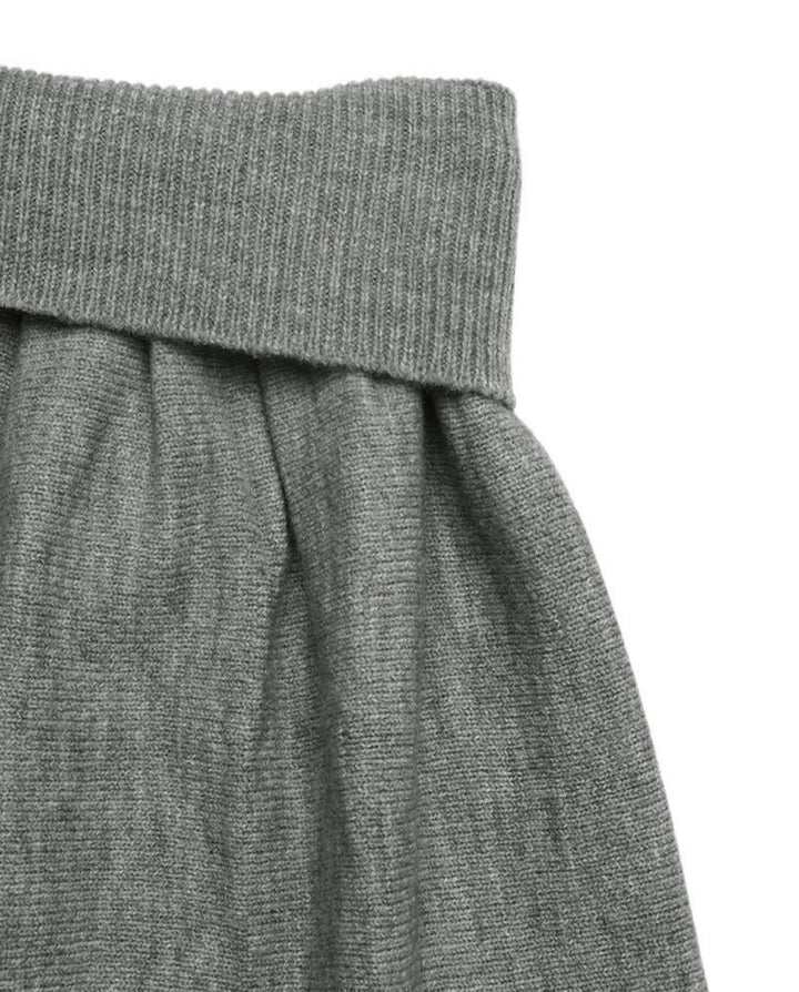 V-Neck Vest And Pleated Knit Mini Skirt Set
