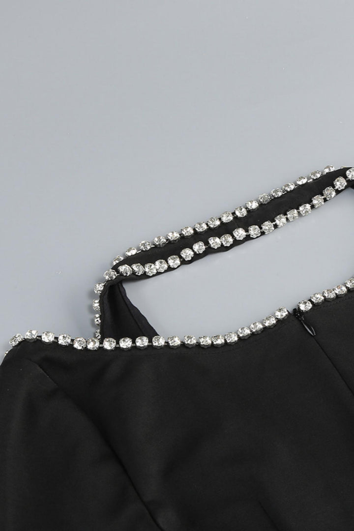 Halter Diamond Long Sleeves Maxi Dress