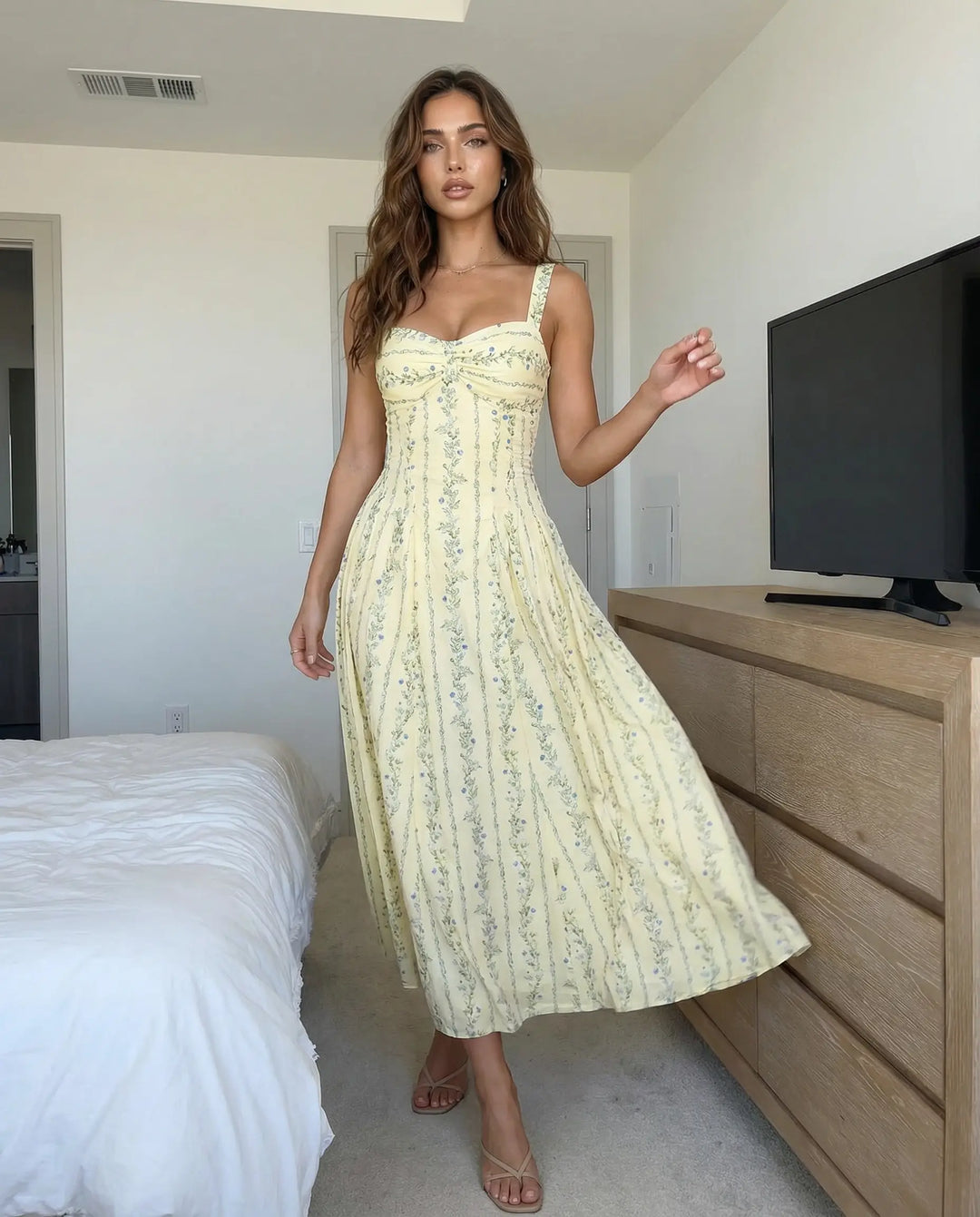 SOLACE  Yellow Floral Print Sweetheart Neck Sleeveless Maxi Dress 