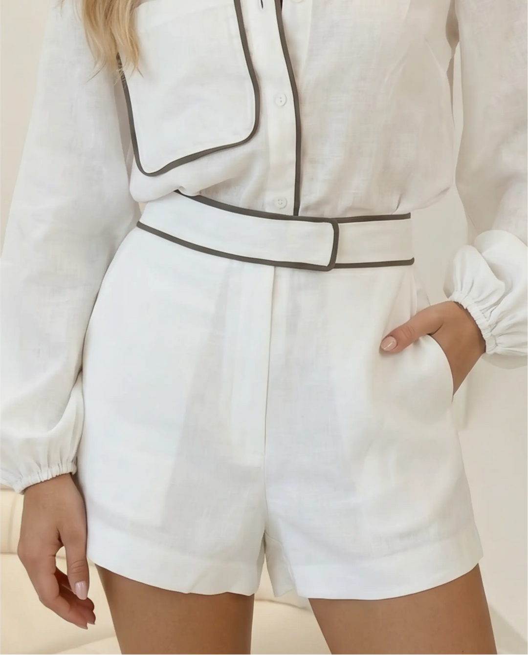 SOLACE  White High Waist Contrast Trim Shorts With Belt 