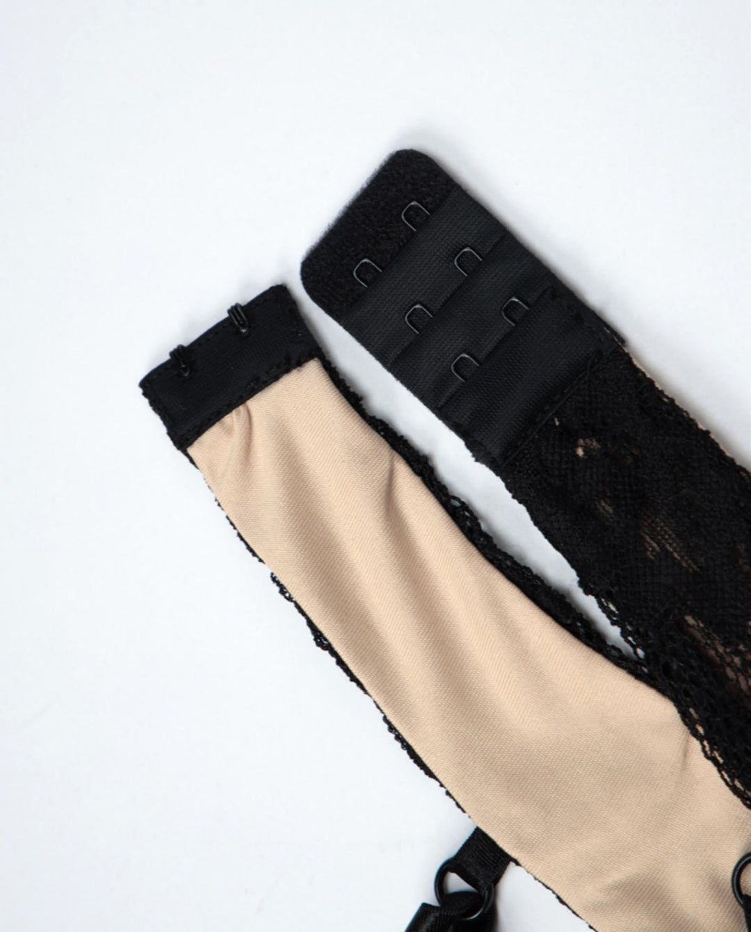 SOLACESexy Black Lace Plunge V-Neck Backless Maxi Dress