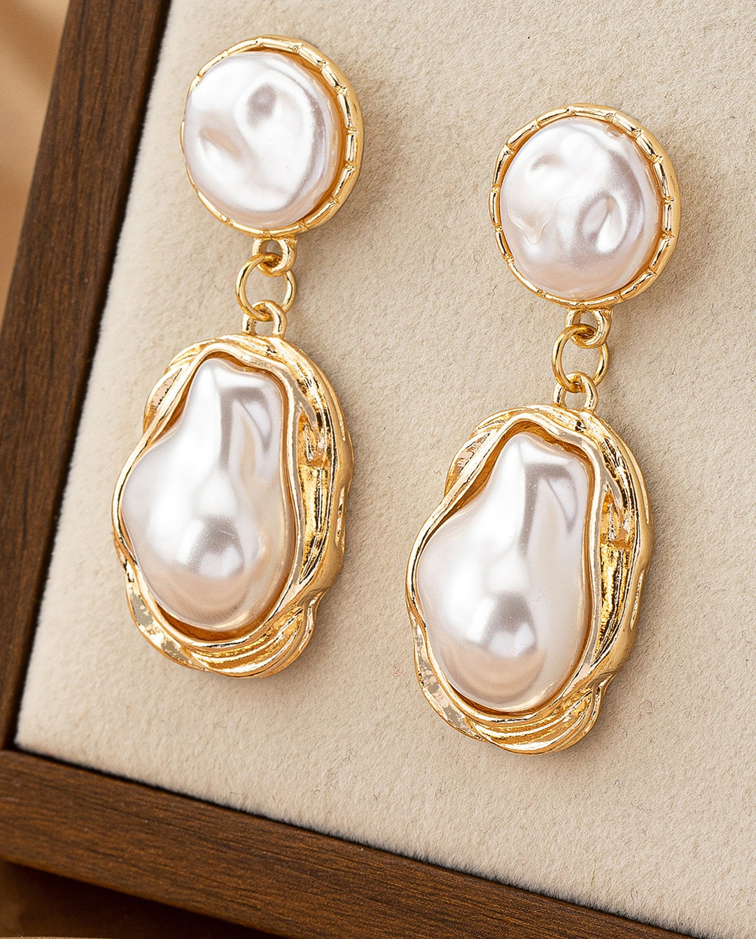 SOLACETwo-Tier Baroque Pearl Hammered Gold Frame Drop Earrings
