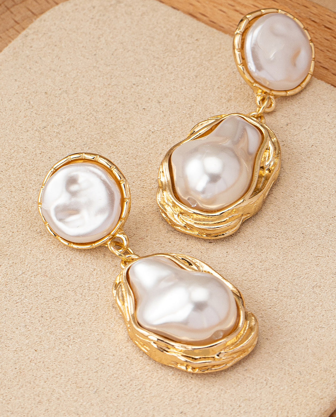 SOLACETwo-Tier Baroque Pearl Hammered Gold Frame Drop Earrings