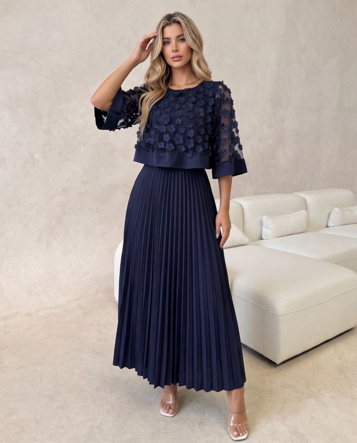 Elegant 3D Floral Pleated Maxi Dress